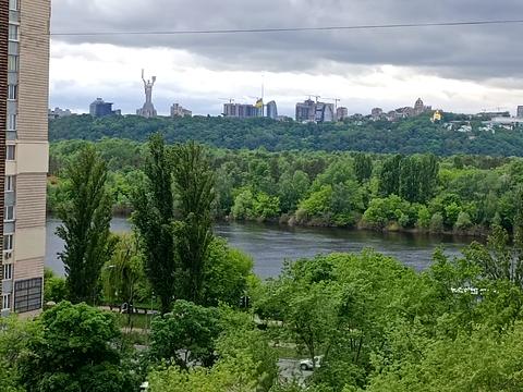 квартира за адресою Русанівський бульв., 3