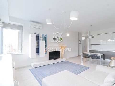 квартира за адресою Дніпровська набережна вул., 14-А