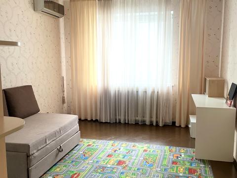 квартира за адресою Анни Ахматової вул., 35