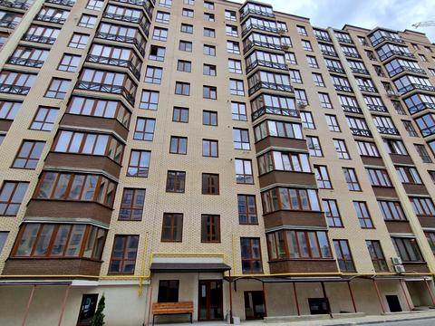 квартира за адресою Лазурна, 2