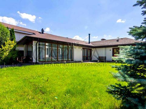 будинок за адресою смт. Козин, Миру вул., 92