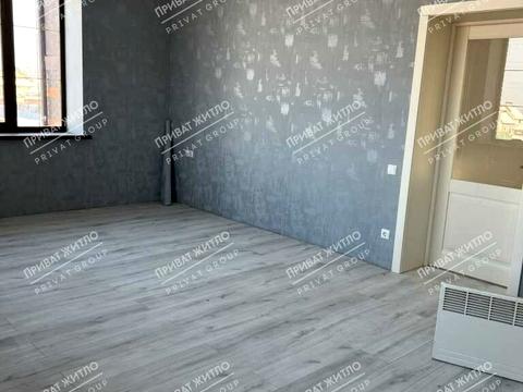 будинок за адресою центральна, 1