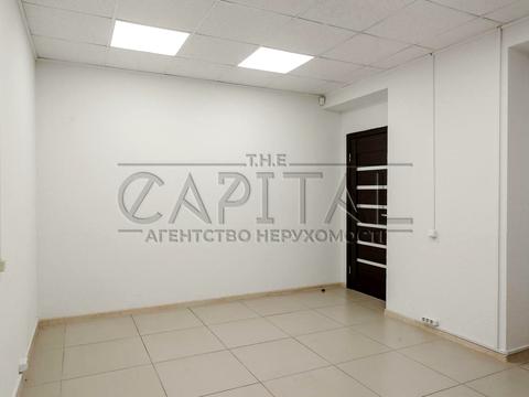 коммерческая по адресу Степана Бандеры просп. (Московський), 30
