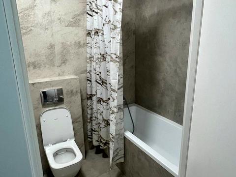 квартира за адресою Гетьмана Івана Мазепи вул. (Топольна), 4
