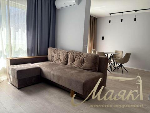 квартира за адресою Салютна вул., 2к17