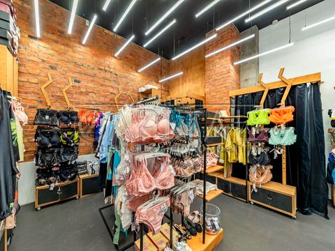 комерційна за адресою Старонаводницька вул., 6