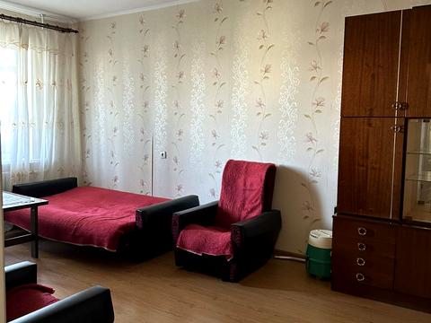 квартира за адресою Академіка Корольова вул., 72