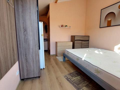 квартира за адресою Абрикосова, 40