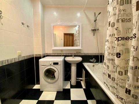 квартира за адресою Григорія Ващенка вул., 3