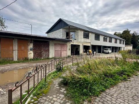 комерційна за адресою Шевченка вул., 36