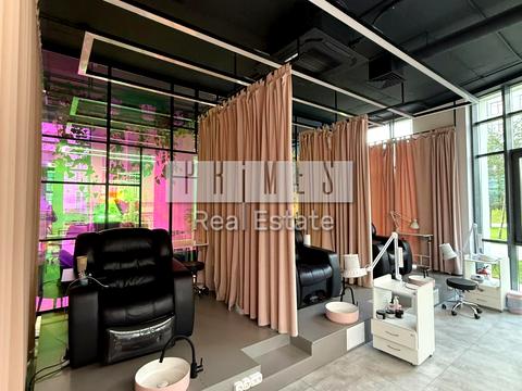 коммерческая по адресу Андрея Верхогляда ул. (Михайла Драгомирова), 17-Б