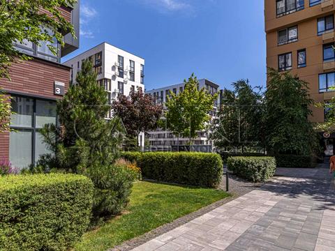 квартира за адресою Салютна вул., 2-Б