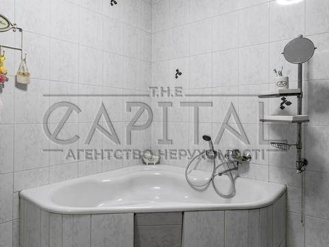 будинок за адресою Святошинський район