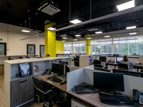 комерційна за адресою Борщагівська вул., 154