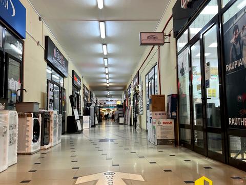 комерційна за адресою Щирецька вул., 36