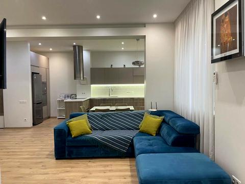 квартира за адресою Андрія Верхогляда вул. (Михайла Драгомирова), 2-А