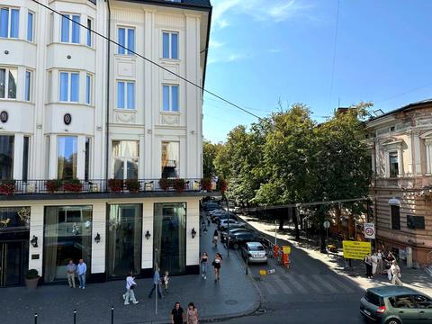 квартира по адресу Бачинского Левка ул., 4