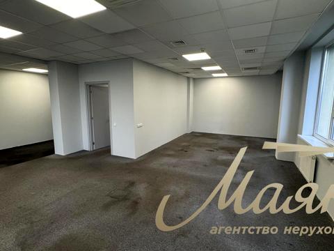 комерційна за адресою Автозаводська вул., 54/19