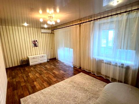 квартира за адресою В'ячеслава Чорновола вул. (Юрія Савченка), 83