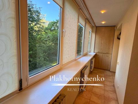 квартира за адресою Менахем-Мендл Шнеєрсона вул. (Мініна), 7