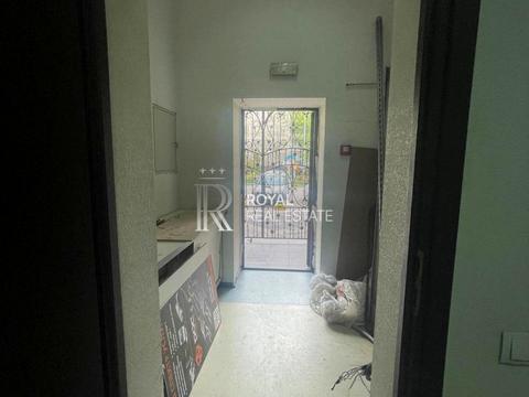 коммерческая по адресу Днепровская набережная ул., 13