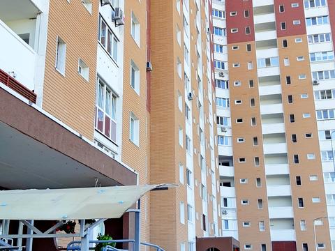 квартира за адресою Милославська вул., 16