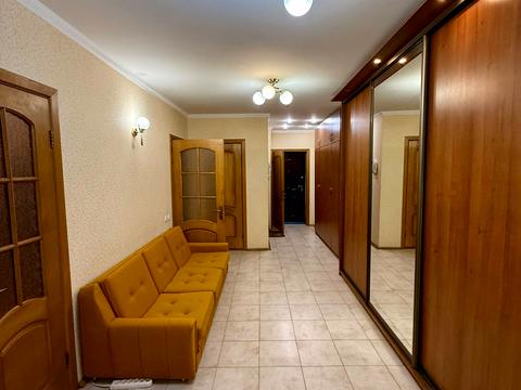 квартира за адресою Генерала Генадія Воробйова вул. (Курська), 13-Е