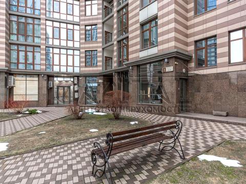 квартира за адресою Андрія Верхогляда вул. (Михайла Драгомирова), 18-А