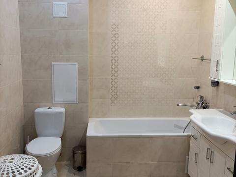 квартира за адресою Миколи Бажана просп., 8-Б