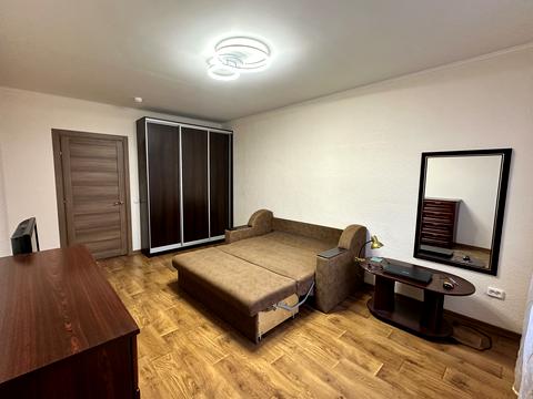 квартира за адресою Ревуцького вул., 54