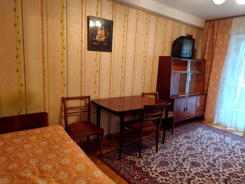 квартира за адресою Зодчих вул., 40