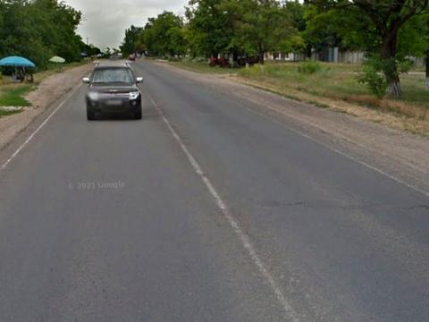 участок по адресу пгт. Радостное, 
