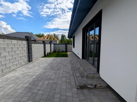 будинок за адресою Успішна, 12Т