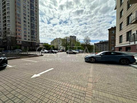комерційна за адресою Київ, Тараса Шевченка бульв., 33-Б