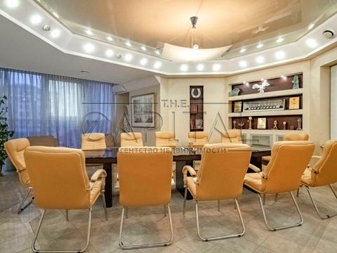 комерційна за адресою Велика Васильківська вул. (Червоноармійська), 62/64