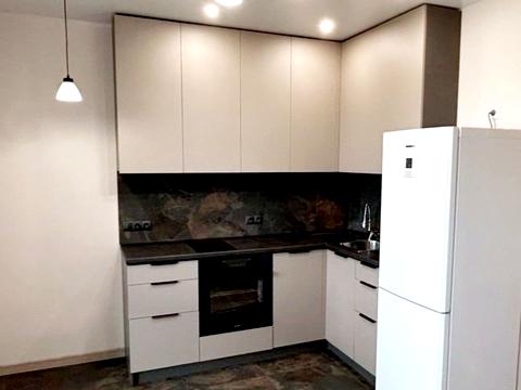 квартира по адресу Драгоманова ул., 6-Б