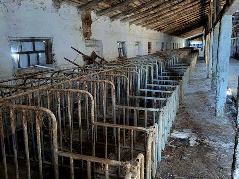 комерційна за адресою Героїв України вул., 150