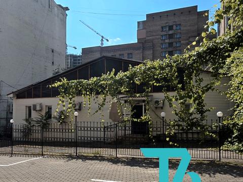 коммерческая по адресу Саксаганского ул., 38