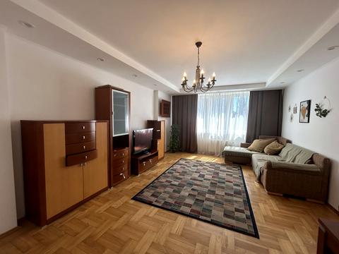 квартира за адресою Раїси Окіпної вул., 8
