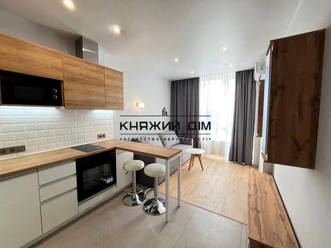 квартира за адресою Дніпровська набережна вул., 17В