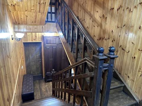 будинок за адресою Центральна, 1