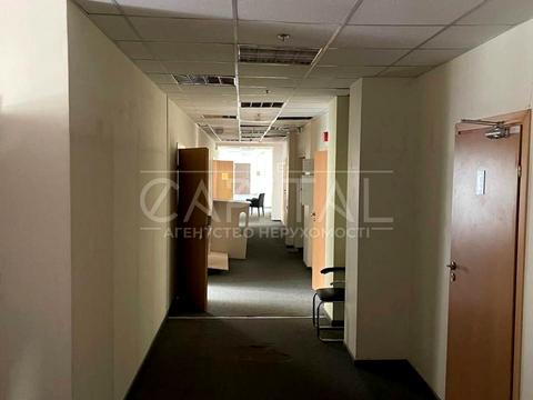 комерційна за адресою Фізкультури вул., 72
