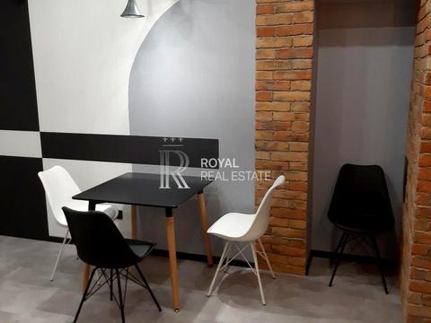 коммерческая по адресу Павла Тычины просп., 18-Б