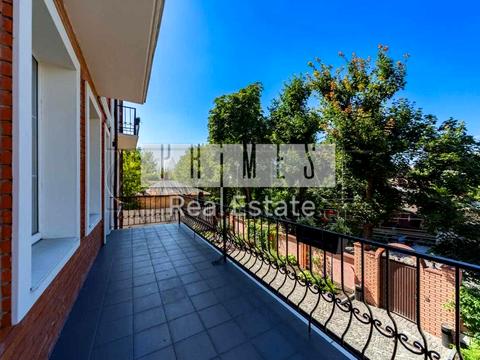 комерційна за адресою Князя Володимира Мономаха вул. (Отто Шмідта), 8