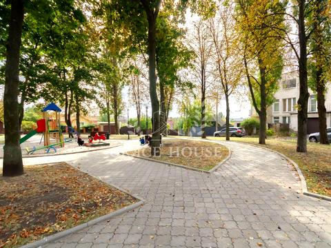 будинок за адресою Павла Загребельного вул. (Миколи Раєвського)