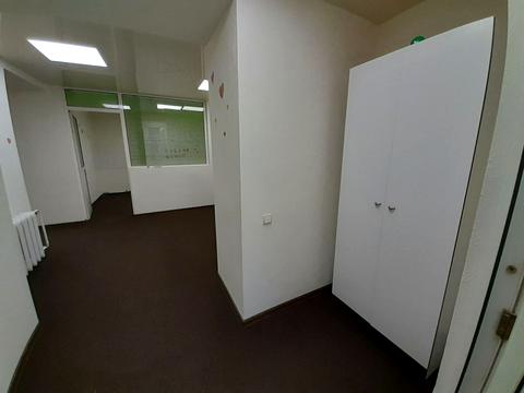 комерційна за адресою Гетьмана Кирила Розумовського вул. (Миколи Краснова), 17