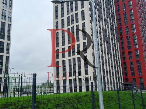 квартира за адресою Олександра Олеся вул., 8/17