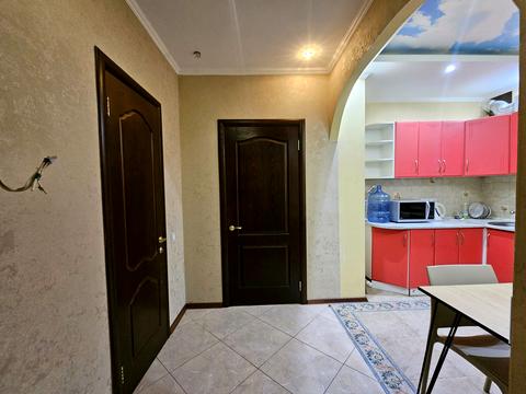 квартира за адресою Анни Ахматової вул., 46
