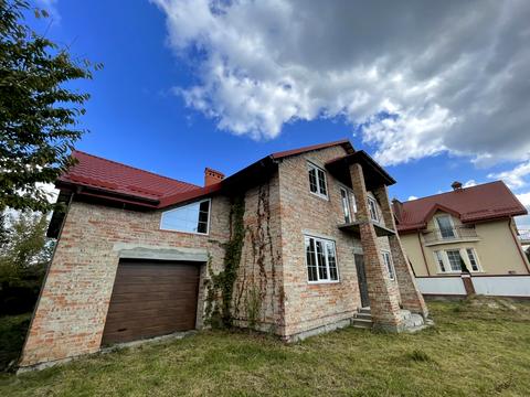 будинок за адресою 5-та Білогорська вул., 8