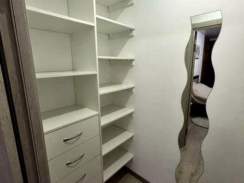 квартира по адресу Подільська ул., 10/1